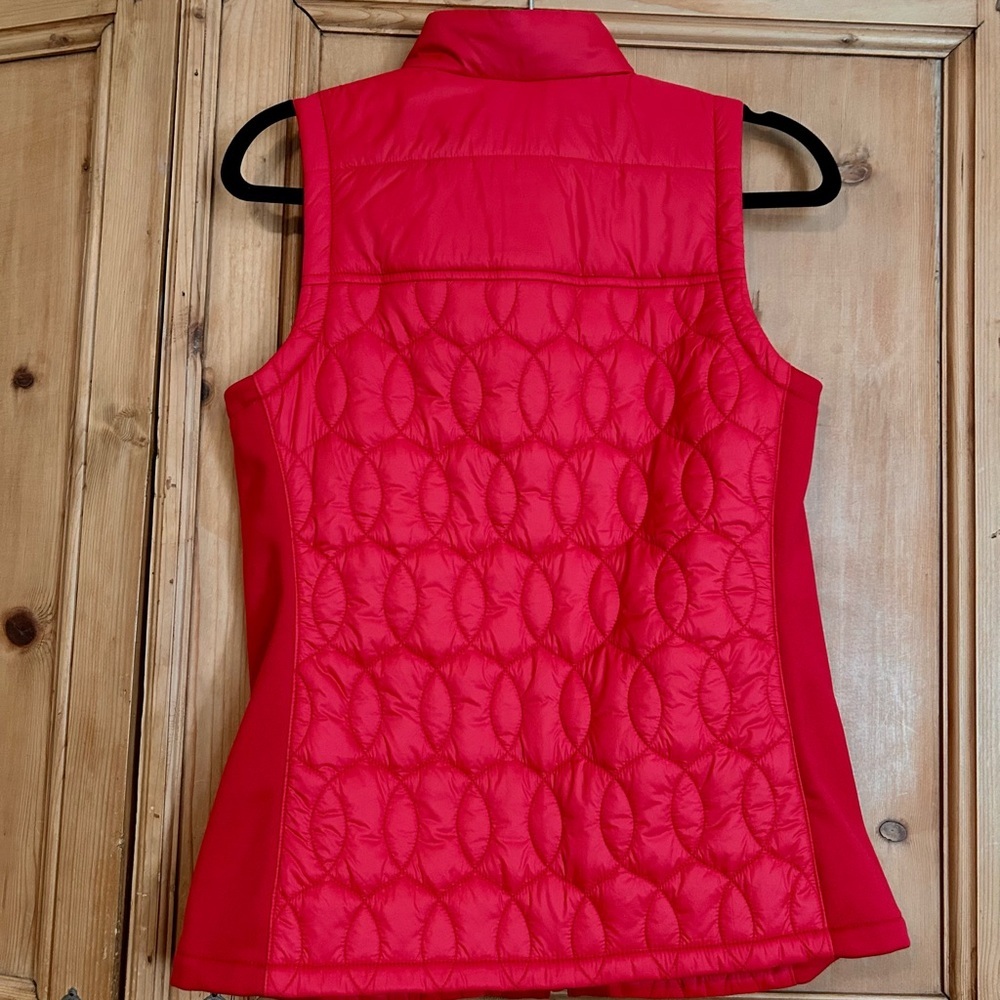 Chico's Weekends Laine Quilt Vest in Rojo Red Size O (S/4) - Picture 2 of 9